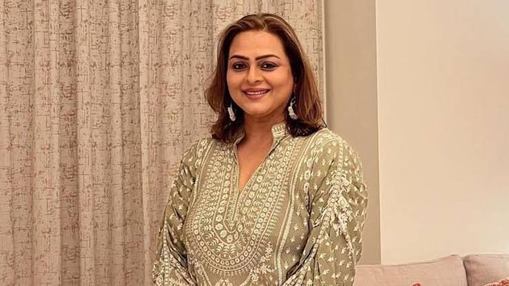 Shilpa Shirodkar Biography